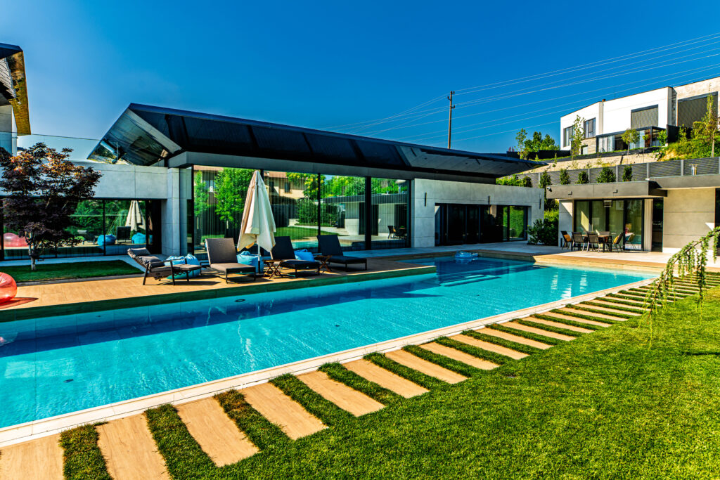 фотогалерия на продукти на завършен проект - къща Атанасови - Илина