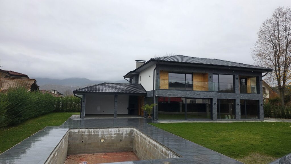 завършен проект на къща от нас с нашите продукти Илина ООД - ilina.bg